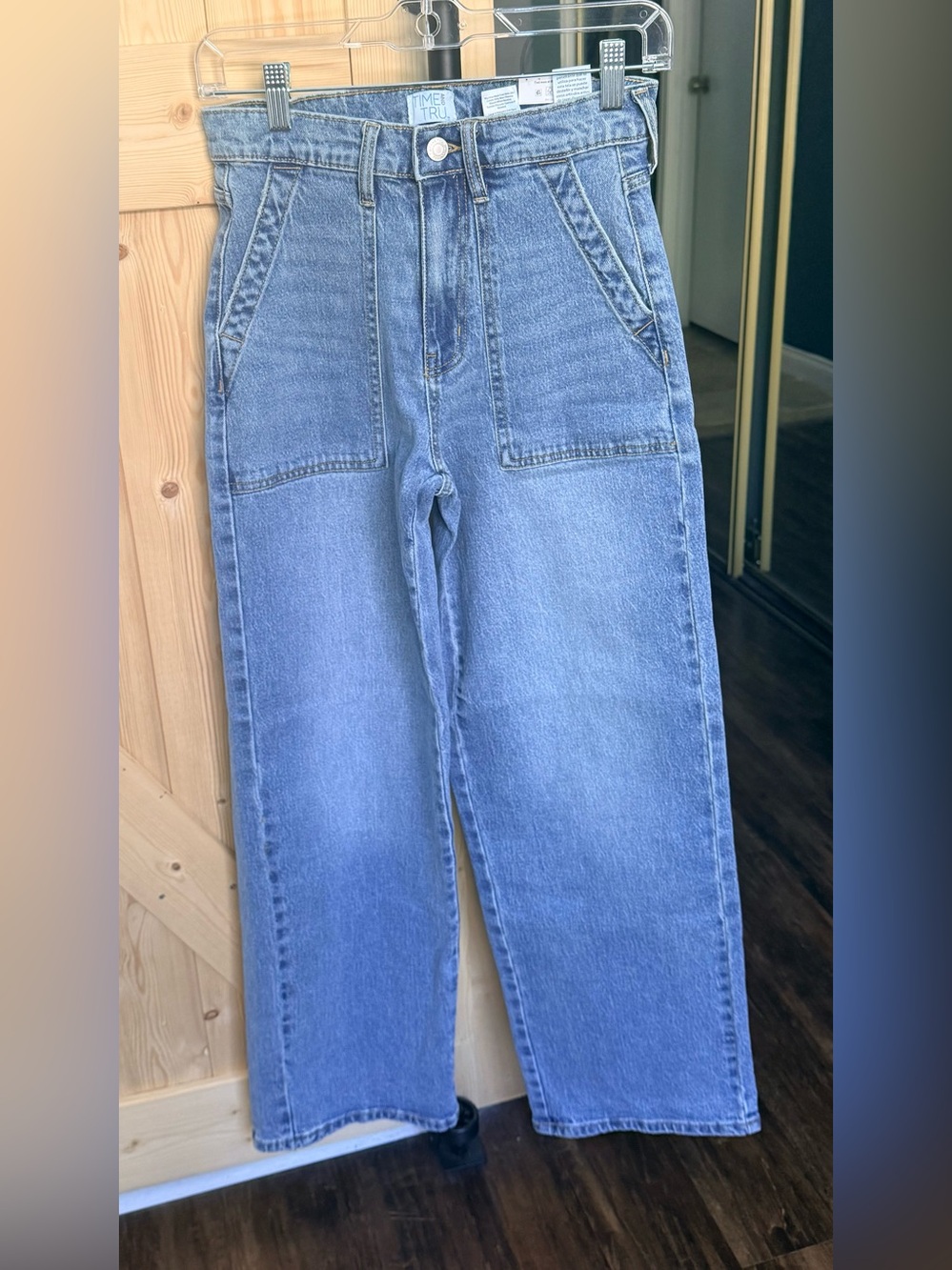 Time and Tru Women's Light Blue Wide-Leg Denim Jeans
